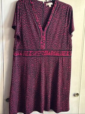 Michael Kors Pink and Black Printed V-Neck Dress